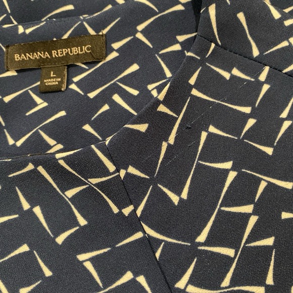 Banana Republic Size L Dark Blue Patterned Short Sleeve Mini Dress Ruffle Sleeve - Picture 4 of 5